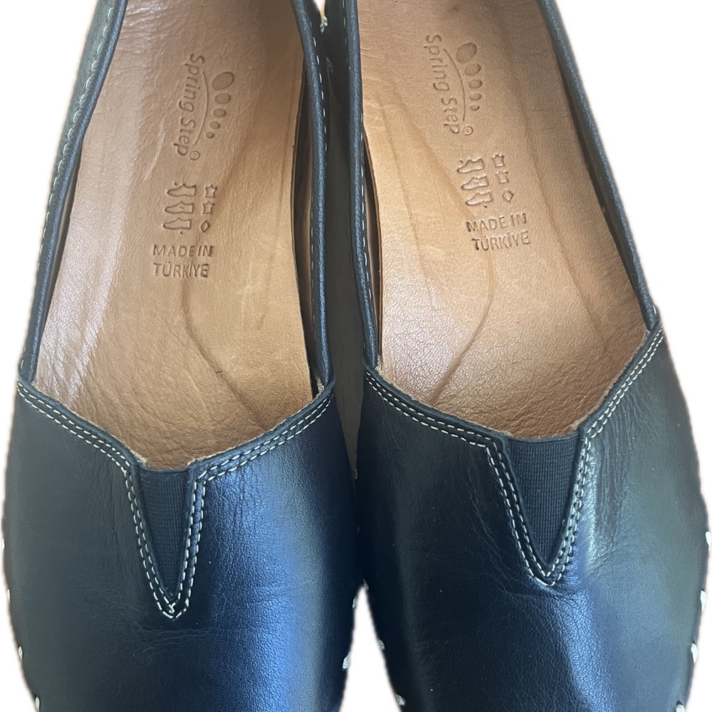 Spring Step Kathaleta Black Leather Loafers - Picture 3 of 11